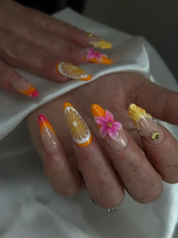 Deluxe Nails & Beauty — Nail salon in London